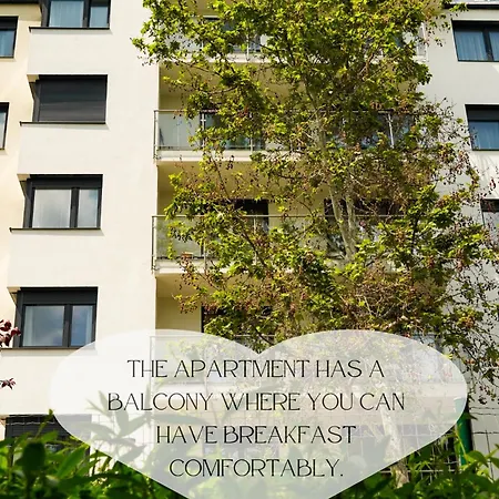 Matyas Corner Square I Apartmán *