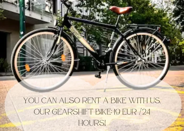 Апартаменты Matyas Corner Square I