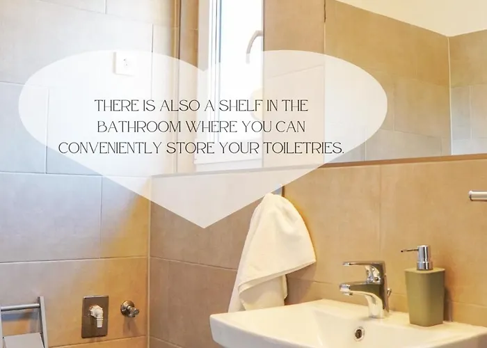 Matyas Corner Square I Апартаменты